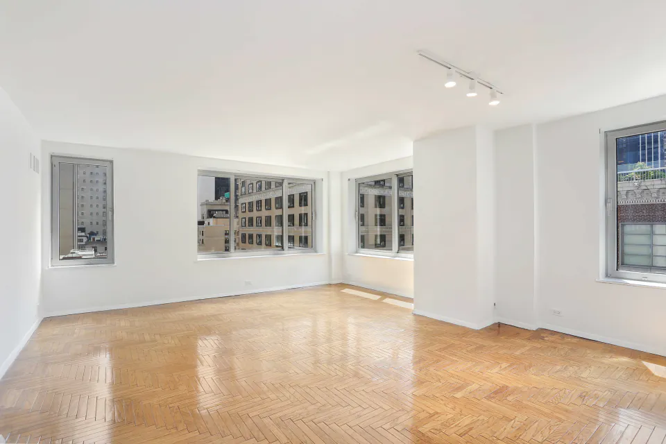 Before virtual staging
